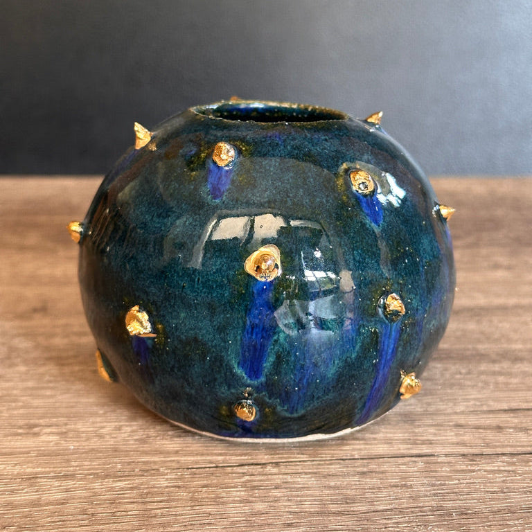 Hobnail Vase with Gold (BLUE)