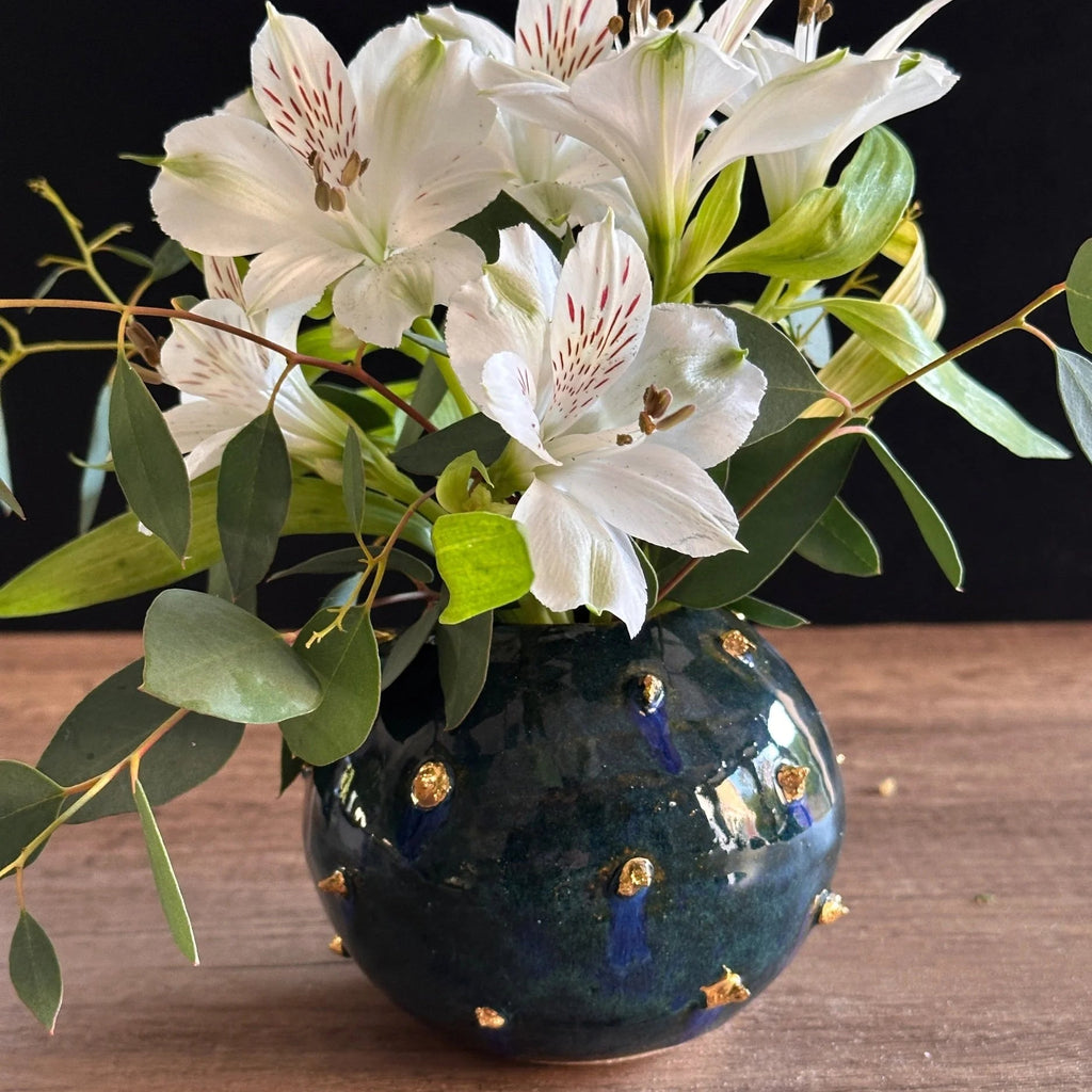 Hobnail Vase with Gold