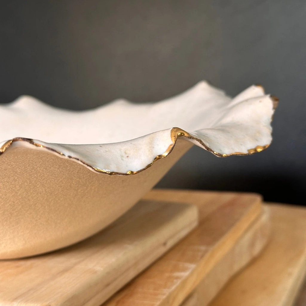 Oatmeal Flouncy with Gold