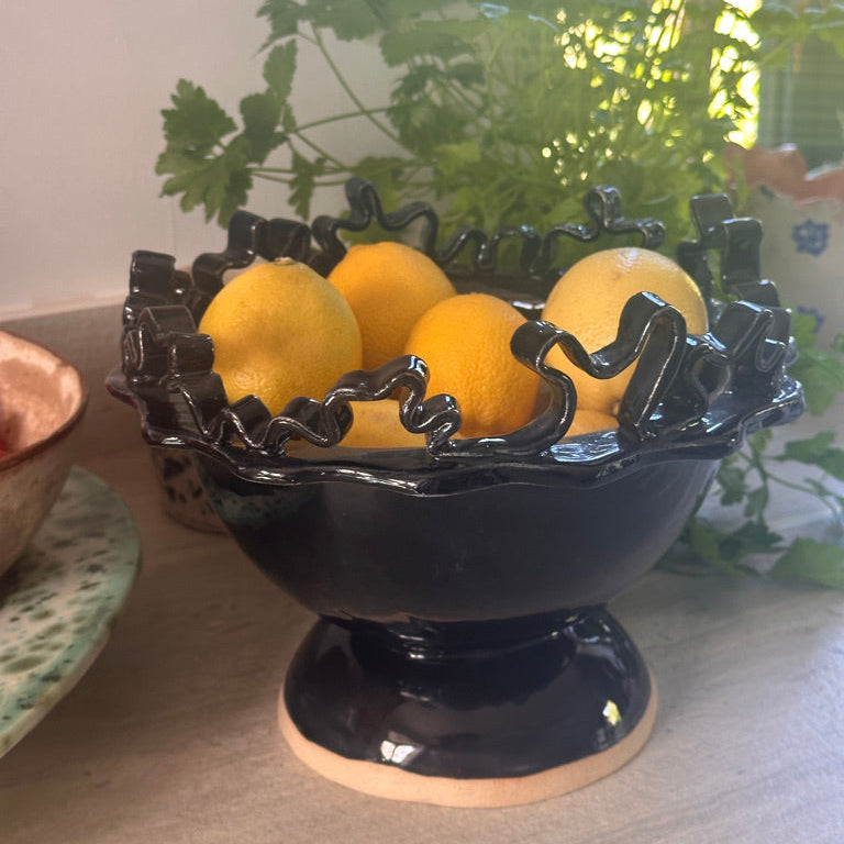 Ruffle Rim Bowl