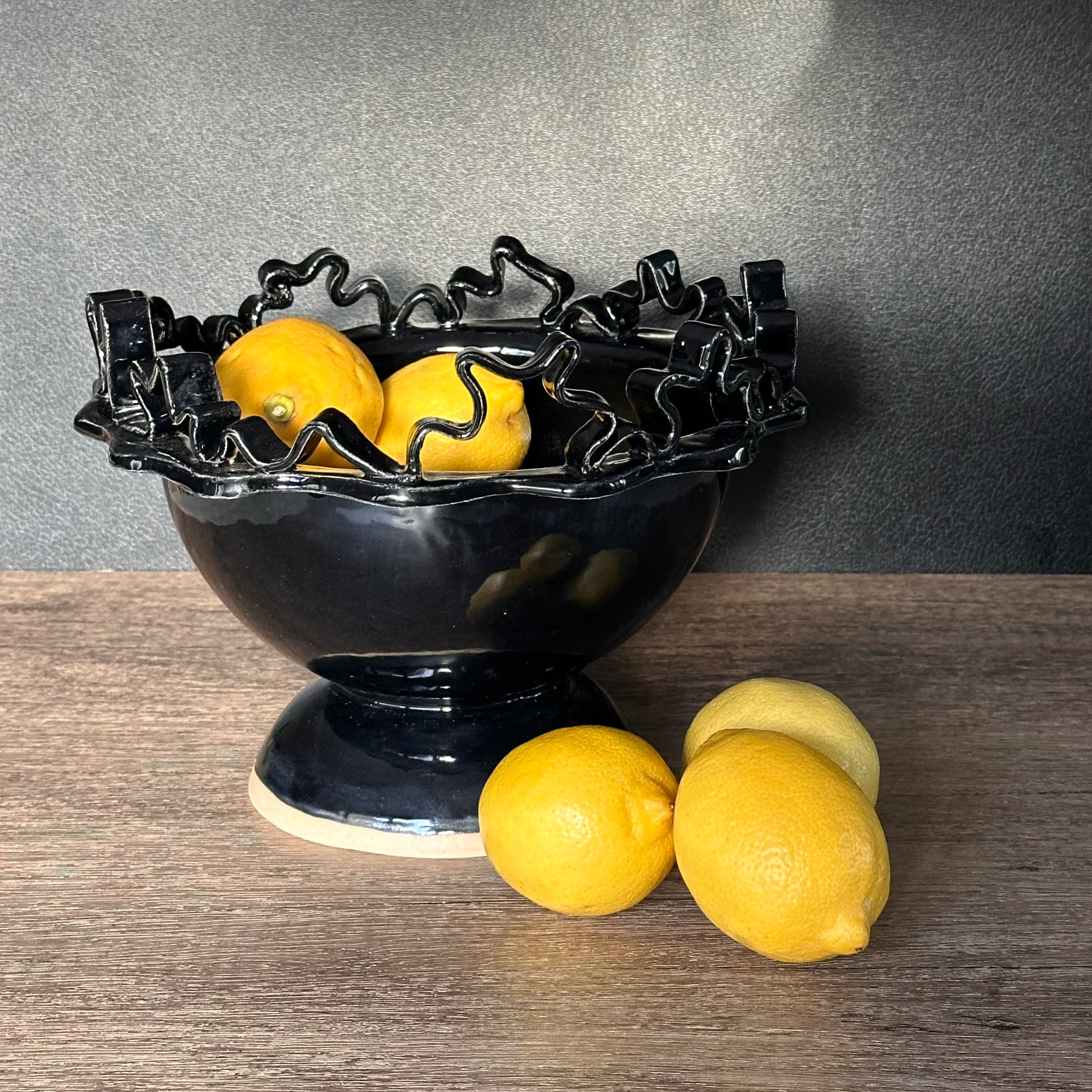 Ruffle Rim Bowl